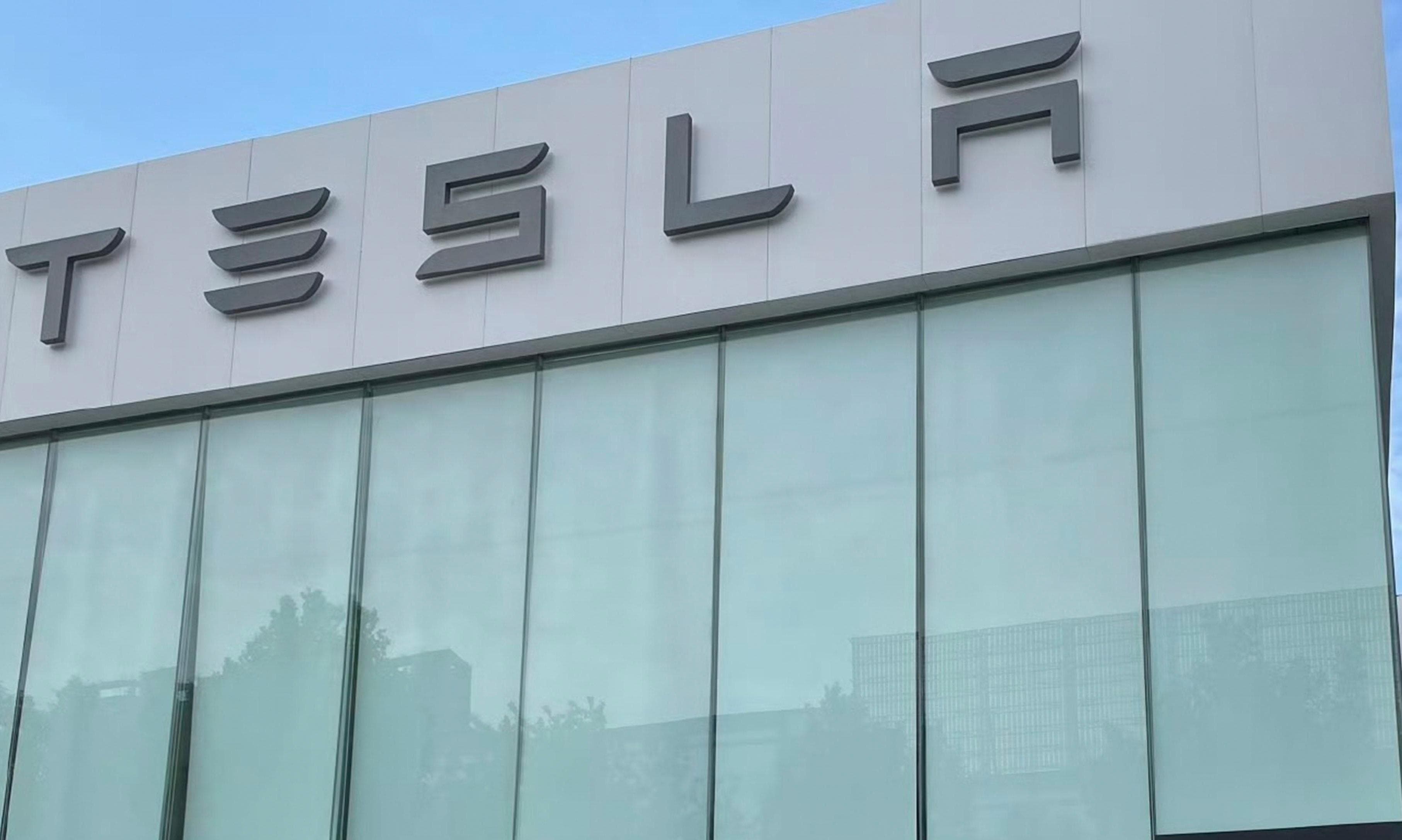 HDFC Ergo Forges Strategic Partnerships to Enhance EV Insurance Offerings Amidst Tesla's India Entry