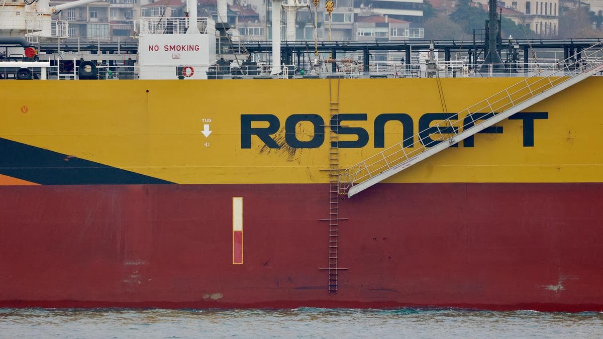 Nayara Energy Navigates EU Sanctions, Maintaining Strong Market Position Amidst Geopolitical Shifts