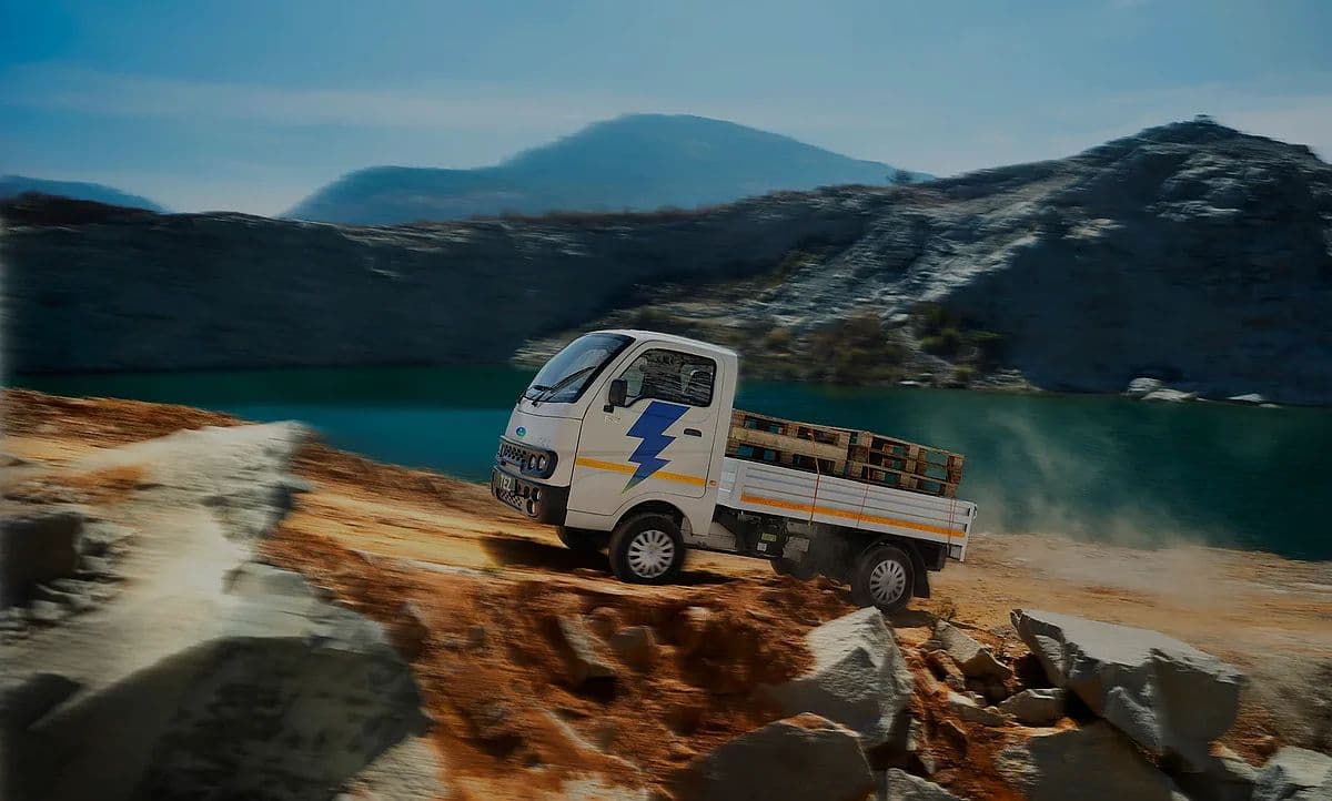 HDB Financial Services Demonstrates Resilience Amidst Commercial Vehicle Loan Sector Adjustments